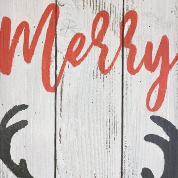 Reindeer Merry Christmas Sign Whitewash zoom1