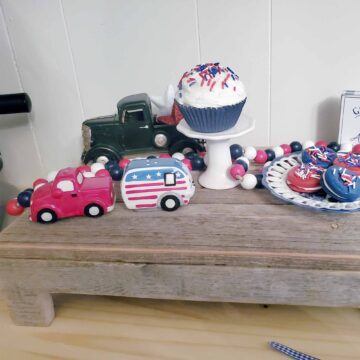 Wood Riser Tray on 4th of July