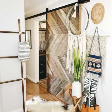 Extra Wide Redwood Planks – Real Wood Nail Up Application – Wall Paneling Board Planks  (26 Sq.ft)