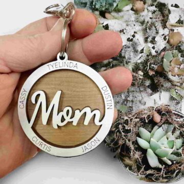 Customized Mom Keychain with Kids Names (Family Gift)