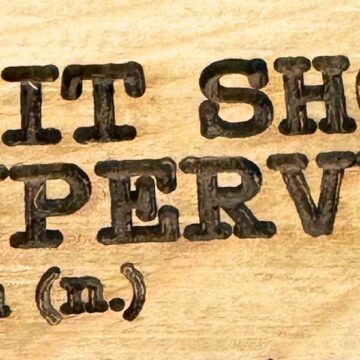 Shitshow-Supervisor-Ornament-zoom