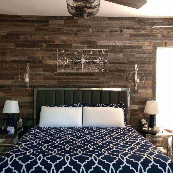 reclaimed woodwall planks bedroom